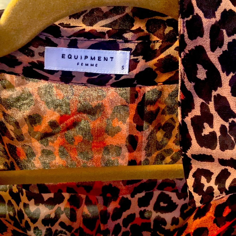 Sheer print. 100% silk